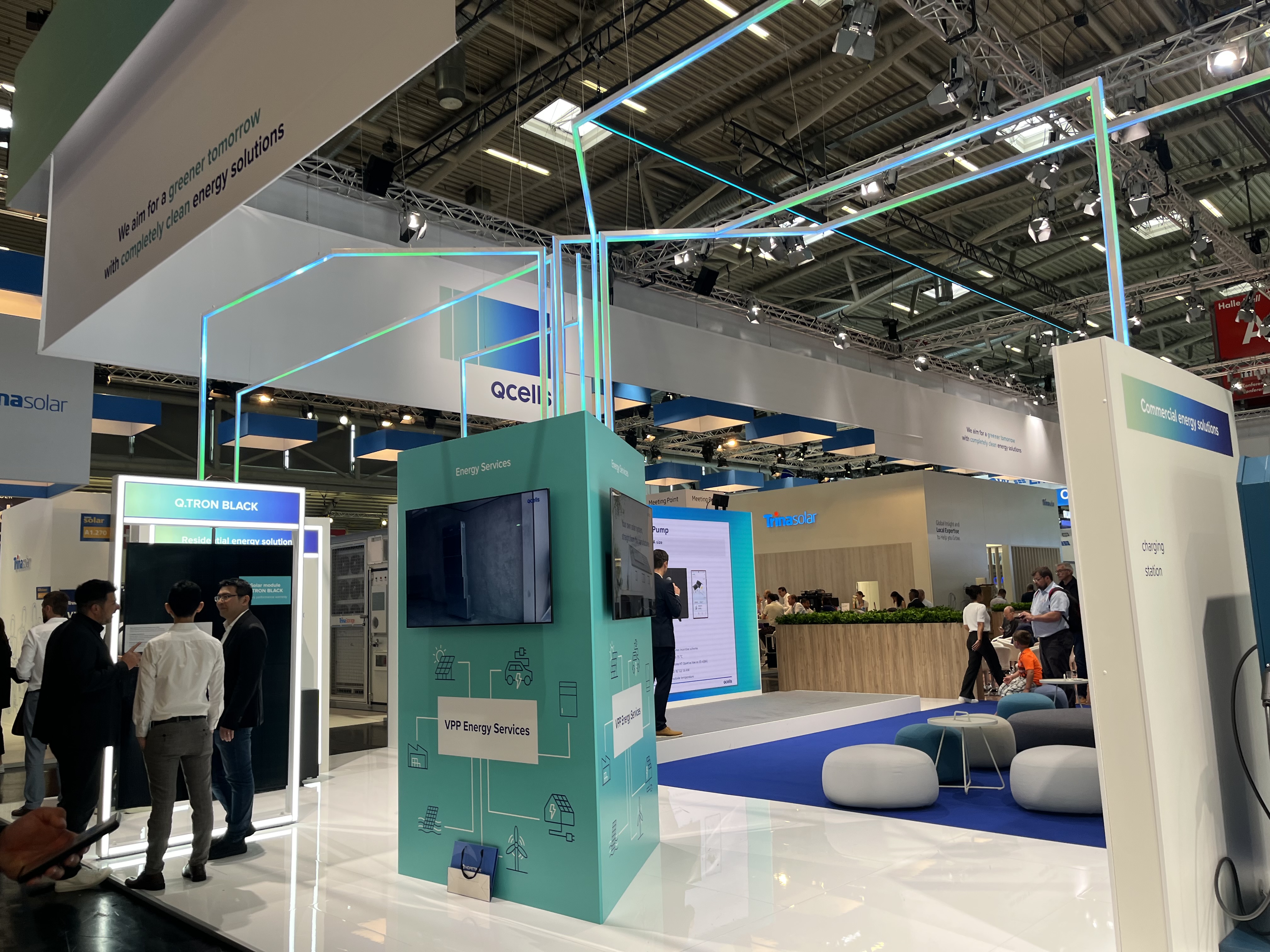 新加坡展銷會(huì)展廳設(shè)計(jì)