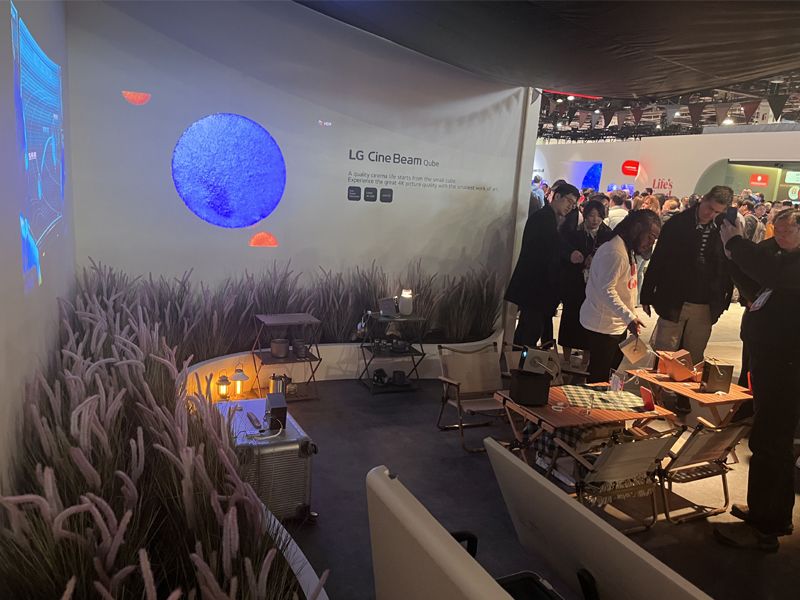 比利時展臺設(shè)計