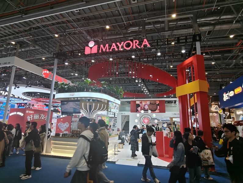 全球物聯(lián)網展科技感展臺設計