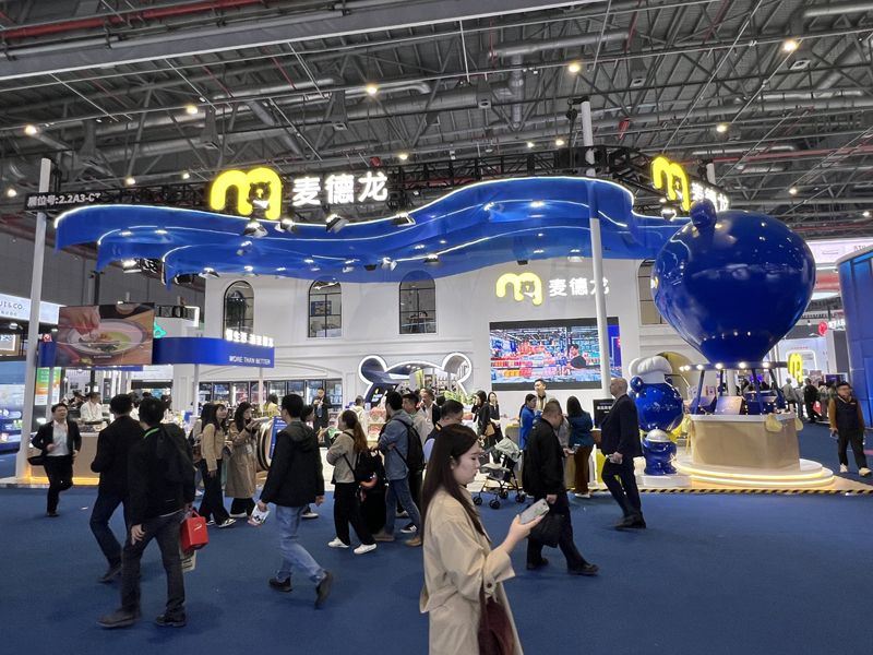 阿聯(lián)酋迪拜展臺設(shè)計(jì)搭建服務(wù)價(jià)格