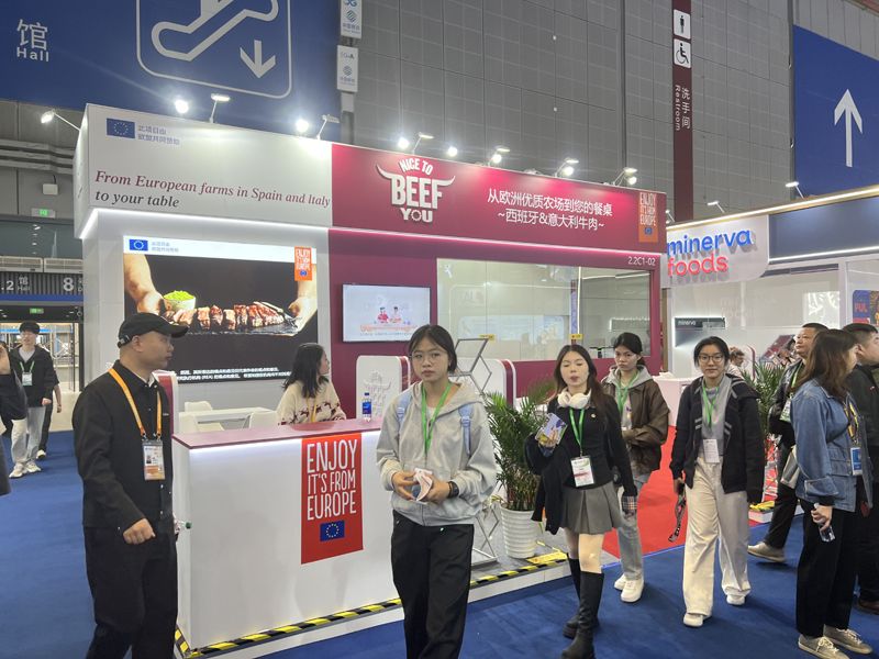 北京異地傳統(tǒng)汽車展大型展臺(tái)搭建